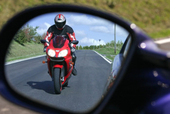 Фотография к новости: ДТП с внуком Олжаса Сулейменова: подозреваемой признана дочь полковника полиции