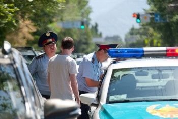 Фотография к новости: Несовершеннолетняя сбила ребёнка на родительском авто в Усть-Каменогорске