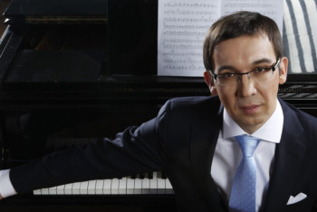 Фотография к новости: Пианист Тимур Урманчеев стал художественным руководителем "Қазақконцерта"