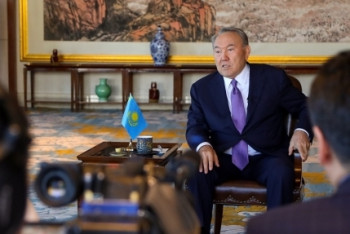 Фотография к новости: Бизнесмены отдавали свои коттеджи чиновникам – Назарбаев о переезде столицы в Астану