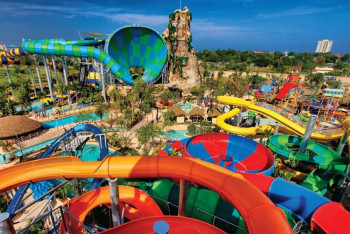 Ребёнок едва не утонул в аквапарке Шымкента