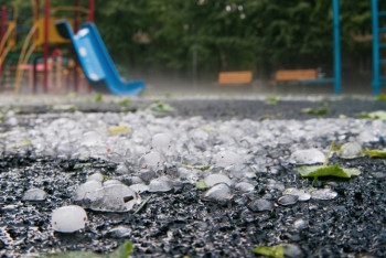 Фотография к новости: Усиление ветра и град прогнозируют синоптики в Казахстане 18 июня