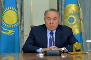 Фотография к новости: Назарбаев поздравил казахстанцев с праздником Ораза айт 