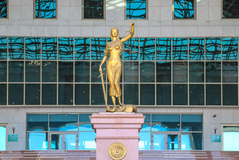 Фотография к новости: Почему выносятся оправдательные приговоры, объяснили в Верховном суде