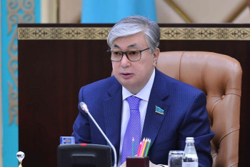 Больше приглашать своих артистов вместо зарубежных на 20-летие Астаны призвал Токаев