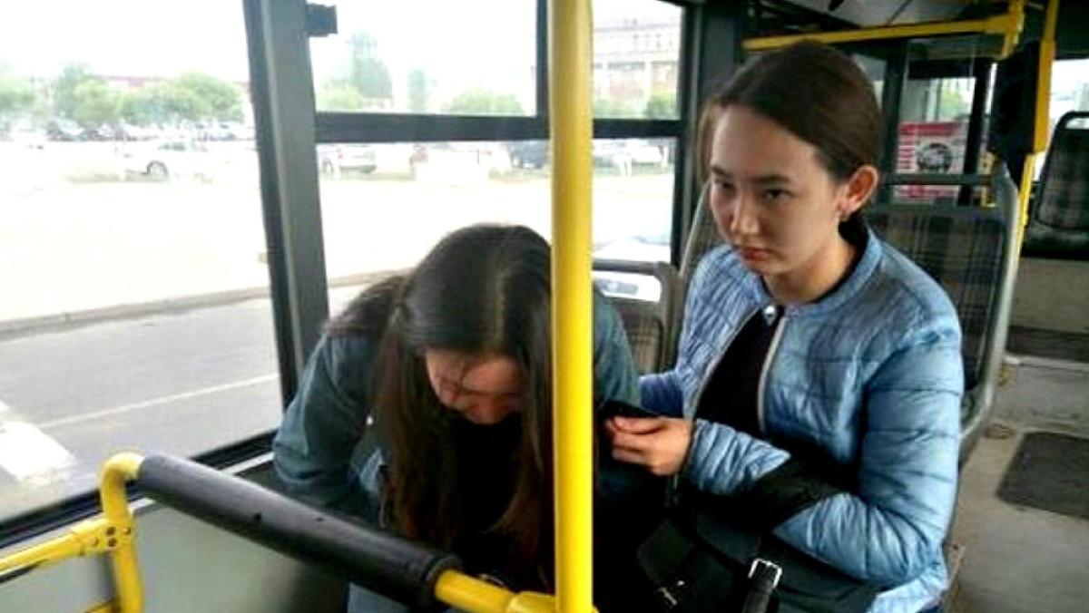 Беременная девушка пострадала в ДТП с автобусами в Астане