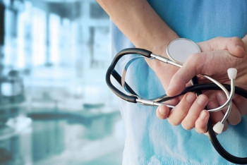 Фотография к новости: Нужно научить главных врачей "считать деньги" – Кулибаев о внедрении ОСМС