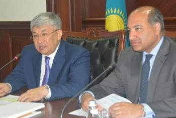 Фотография к новости: Крымбек Кушербаев встретился с президентом ЕБРР Сумой Чакрабарти