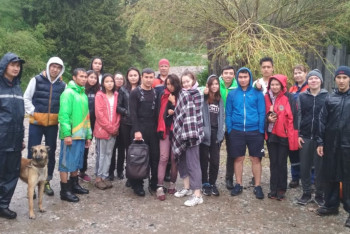 Застрявших из-за непогоды в горах Кок-Жайляу туристов вызволили спасатели