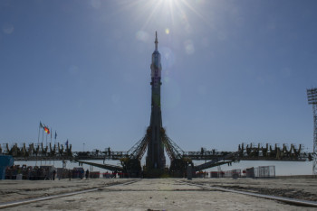 Фотография к новости: Ракету "Союз-ФГ" готовят к запуску с космодрома Байконур  