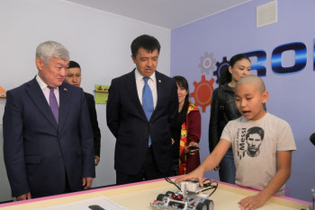 Фотография к новости: Двадцать IT - классов откроют в школах Актюбинской области 