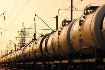 Фотография к новости: Казахстан намерен ввести временный запрет на ввоз российского бензина