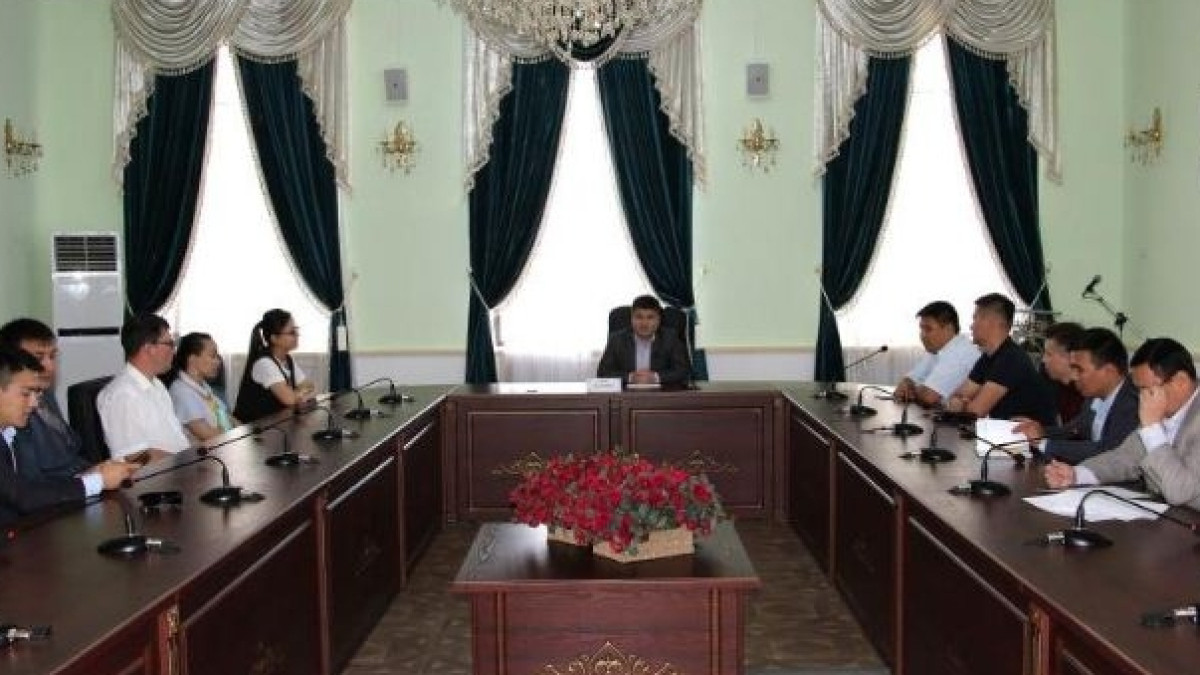 Единый день АНК: Обсуждаем проект "100 новых учебников на казахском языке"