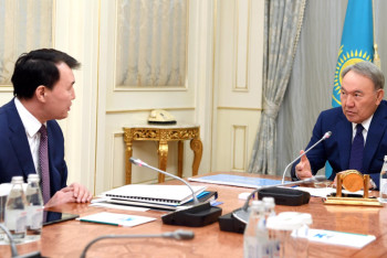 Фотография к новости: Усилить борьбу с коррупцией во всех сферах поручил Назарбаев