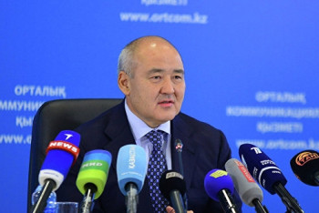 Фотография к новости: Шукеев рассказал журналистам, как предпочитает отдыхать после работы 