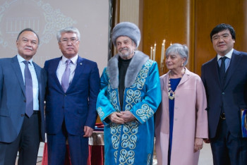 Фотография к новости: Эцио Фриджерио стал первым итальянцем, удостоенным ордена "Достық" 