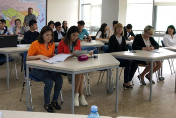 Фотография к новости: Родители не беседуют с детьми о половом созревании – эксперты