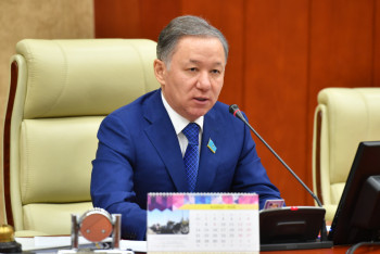 Фотография к новости: Нигматулин: законопроект позволяет реализовать инициативу Президента по снижению налогов