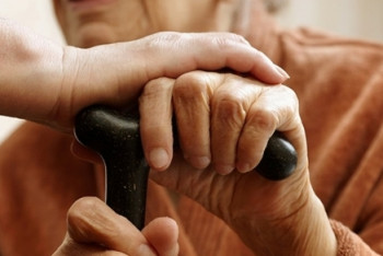 Фотография к новости: Почти полтора года пенсионерка из ВКО обманывала женщин, обещая вылечить их от бесплодия