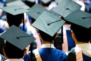 Фотография к новости: Казахстан займёт больше 65 млн долларов на улучшение качества образования