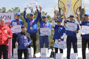 Фотография к новости: Миллион тенге выиграл бегун из Белоруссии на полумарафоне в Караганде