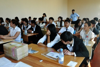 Фотография к новости: Желание сдавать ЕНТ изъявили больше 80% алматинских выпускников 