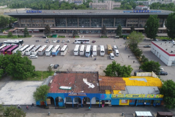 Фотография к новости: Люди ждут, когда мы наведём здесь порядок - Байбек об автовокзале "Сайран"