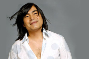 Фотография к новости: ARТиШОК поставит спектакль по песням Батырхана Шукенова