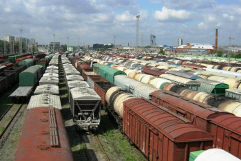 Через Казахстан к 2020 году будут перевозить два млн контейнеров