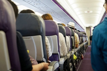 Фотография к новости: Миллионы без декларации пытался провезти пассажир авиарейса Алматы - Баку 