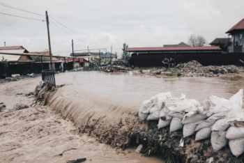 Фотография к новости: О последствиях дождливых выходных рассказали в ДЧС Алматы 