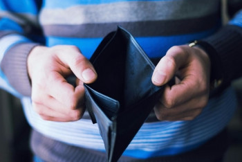 Фотография к новости: За несостоявшихся бизнесменов, не погасивших кредит, вступилась депутат