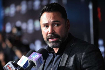 Фотография к новости: Хватить трусить и ныть – промоутер Альвареса обратился к Головкину