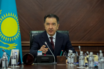 Фотография к новости: Бакытжан Сагинтаев провёл совещание по цифровизации трудовой и социальных сфер 