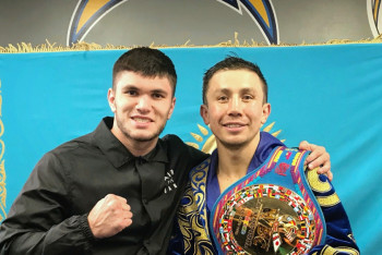 Фотография к новости: GGG сделал подарок казахстанскому боксёру