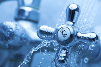 Фотография к новости: Водоснабжение восстановлено в Уральске через четыре дня после аварии