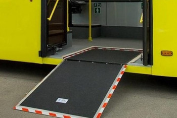 Родителям детей-инвалидов предоставили бесплатный проезд в автобусах Астаны