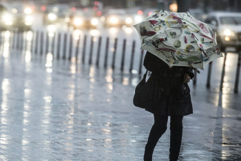 Фотография к новости: Штормовое предупреждение объявлено в Астане