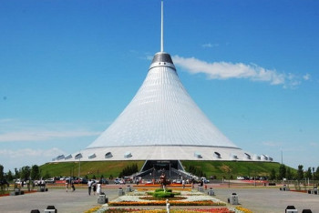 Фотография к новости: Движение транспорта возле Хан Шатыра будет частично ограничено 