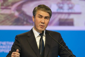 Фотография к новости: Исекешев поздравил жителей и гостей столицы с 1 мая