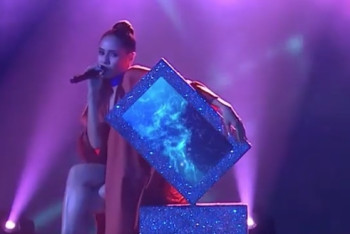 Фотография к новости: Тимати опубликовал видео казахстанской певицы 