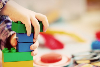 Фотография к новости: Я зашила в одежду ребёнка диктофон: мать избитой в детском саду Павлодара девочки