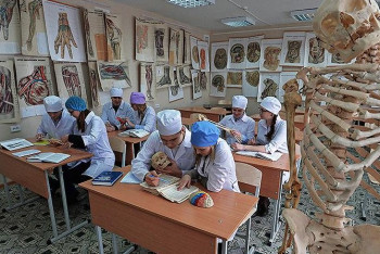 Фотография к новости: Больше сотни студентов-грантников отчислены из медуниверситета "Астана"