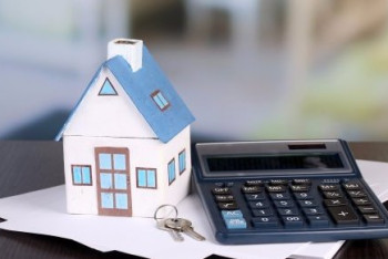 Валютным ипотечникам необходимо подать заявку на рефинансирование до конца года