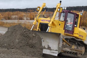 Фотография к новости: Дело утонувшего во время паводка тракториста расследуют в Актобе 