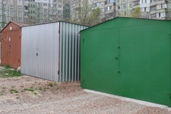 Фотография к новости: Металлические гаражи уберут со дворов Астаны