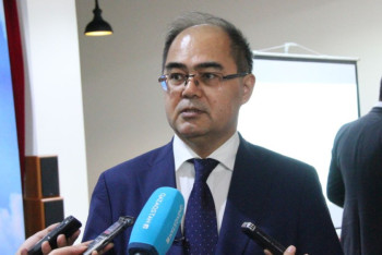 Я думал целый день, чтобы перевести одно слово – участник "100 лучших учебников мира"