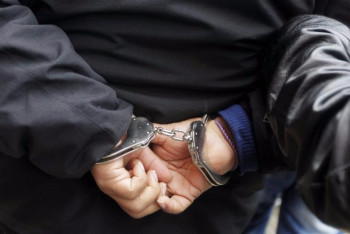 Фотография к новости: Задержание начальника миграционной службы ЮКО прокомментировали в МВД 