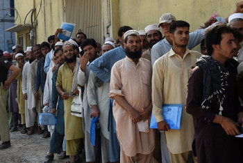 Фотография к новости: Статус казахов-оралманов пытались получить почти полсотни афганцев - Божко 