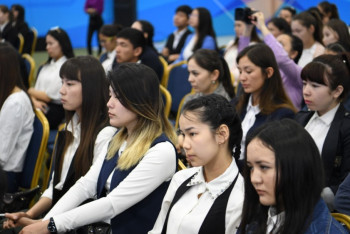 Фотография к новости: Молодёжь Казахстана сделала обращение к Президенту